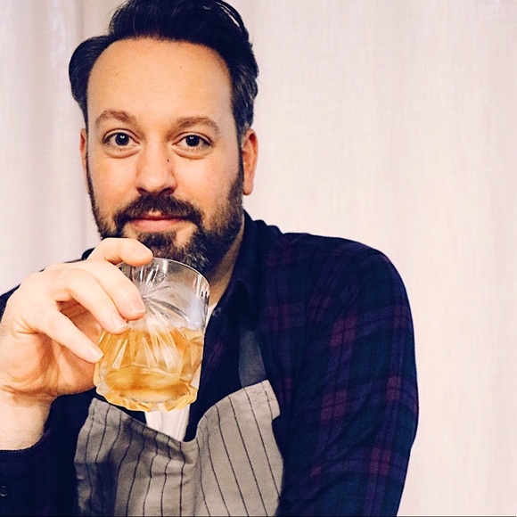 Meet your Posher, T. - Picture 1 of 1